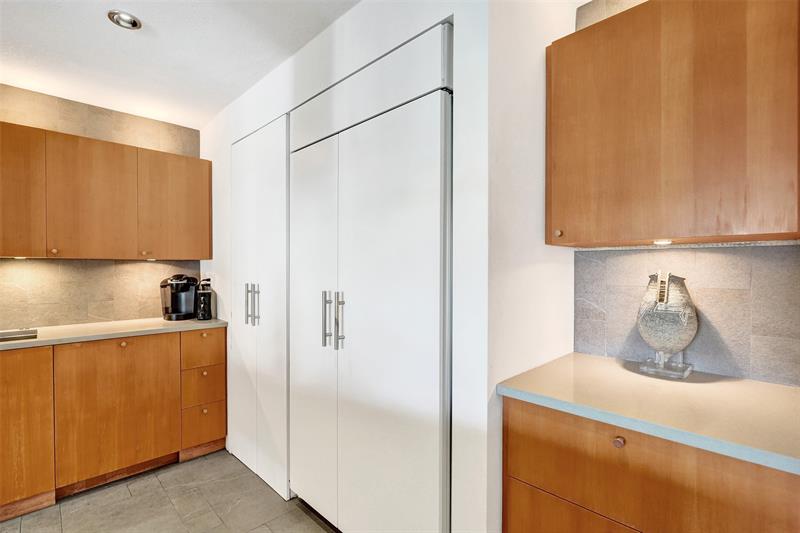 Image 17 of 90 For 3000 16th Ave  D406