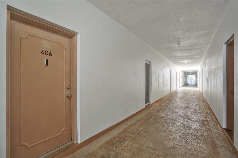 Image 87 of 90 For 3000 16th Ave  D406