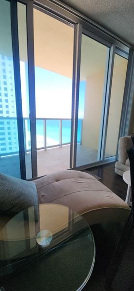 Image 16 of 16 For 2501 Ocean Dr  1508