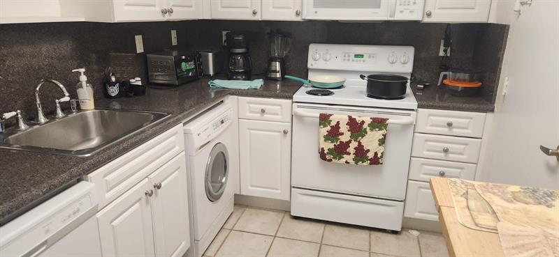 Image 7 of 16 For 2501 Ocean Dr  1508