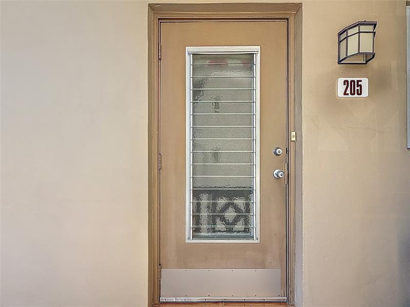 Image 15 of 50 For 5001 34th St  205