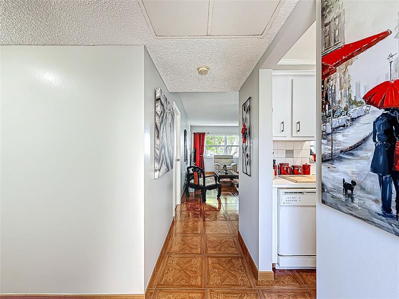 Image 16 of 50 For 5001 34th St  205