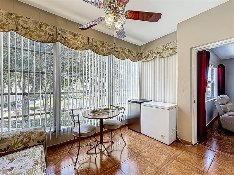 Image 26 of 50 For 5001 34th St  205