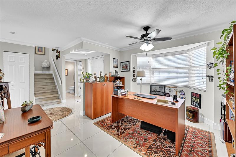 Image 9 of 41 For 11353 Lakeview Dr  5