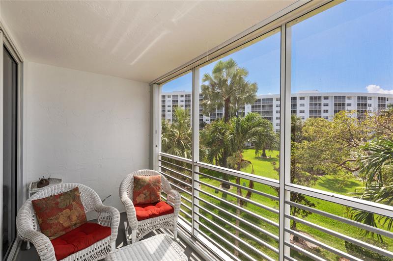 Image 4 of 27 For 2731 14th Street Cswy 331