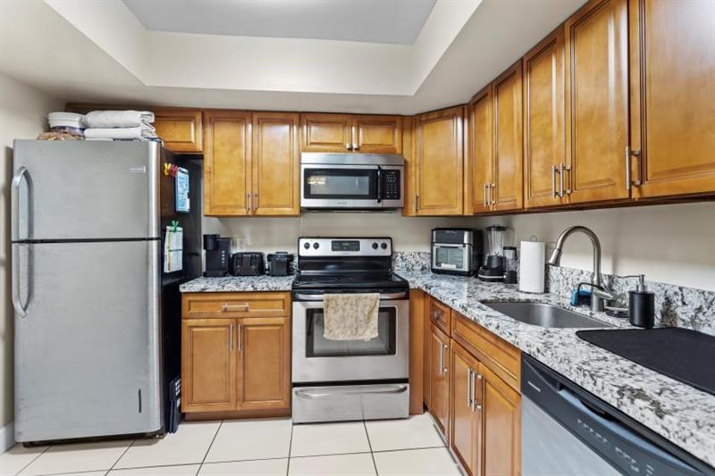 Details for 5850 57 Ave  4, Tamarac, FL 33319