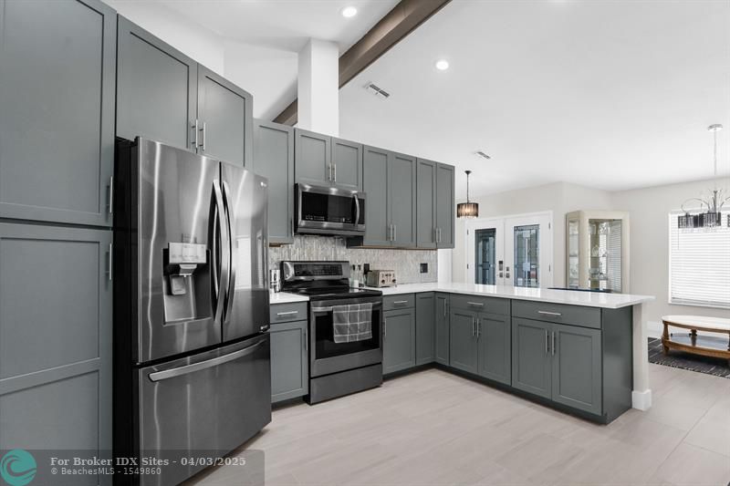 Image 19 of 62 For 1156 Battersea Ave