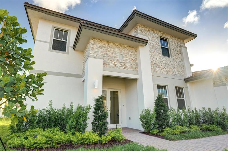 Image 10 of 97 For 12328 43 Street