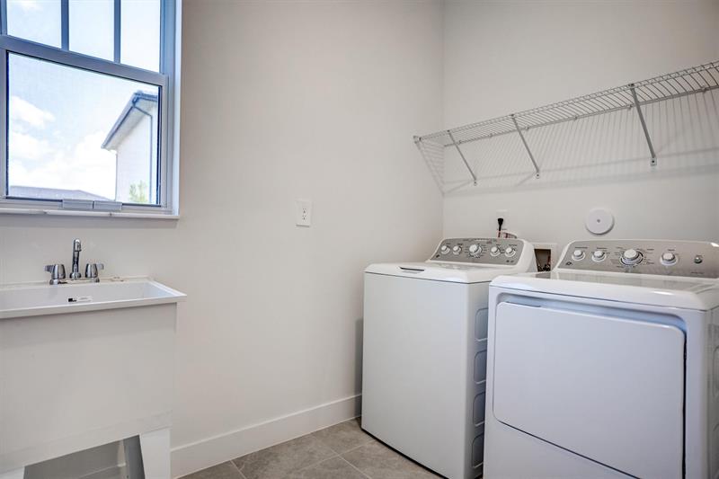 Image 27 of 97 For 12328 43 Street