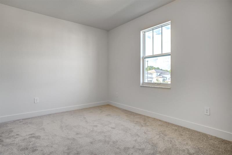 Image 30 of 97 For 12328 43 Street