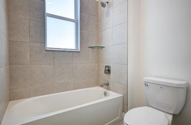 Image 34 of 97 For 12328 43 Street