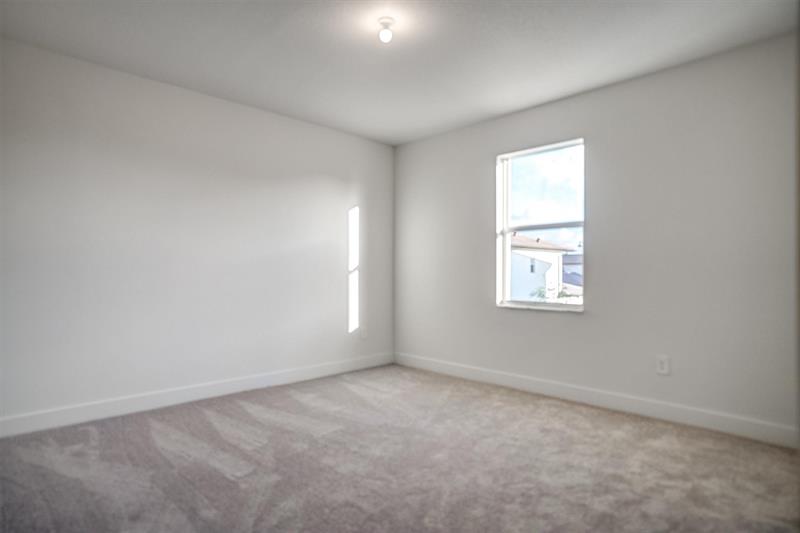 Image 35 of 97 For 12328 43 Street