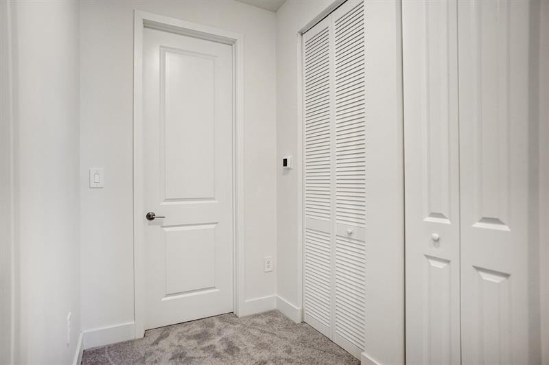 Image 39 of 97 For 12328 43 Street
