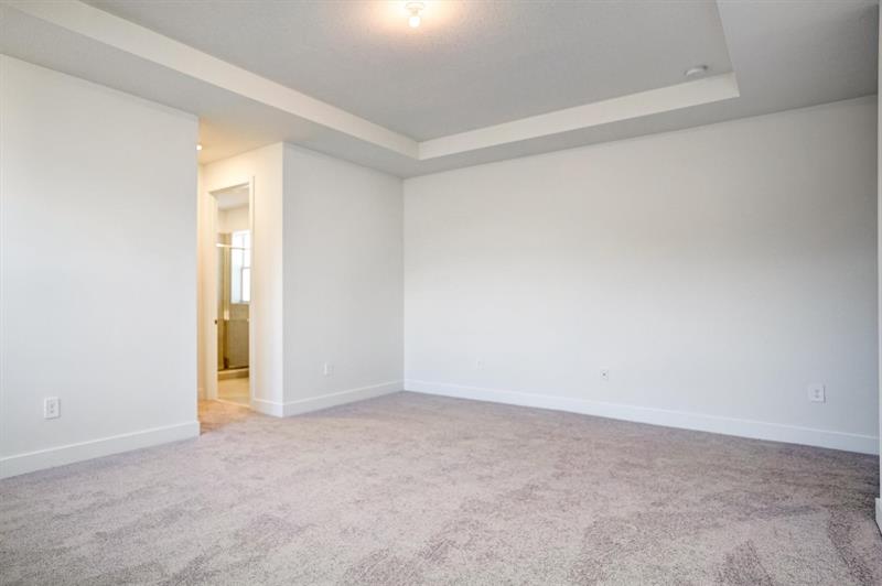 Image 46 of 97 For 12328 43 Street