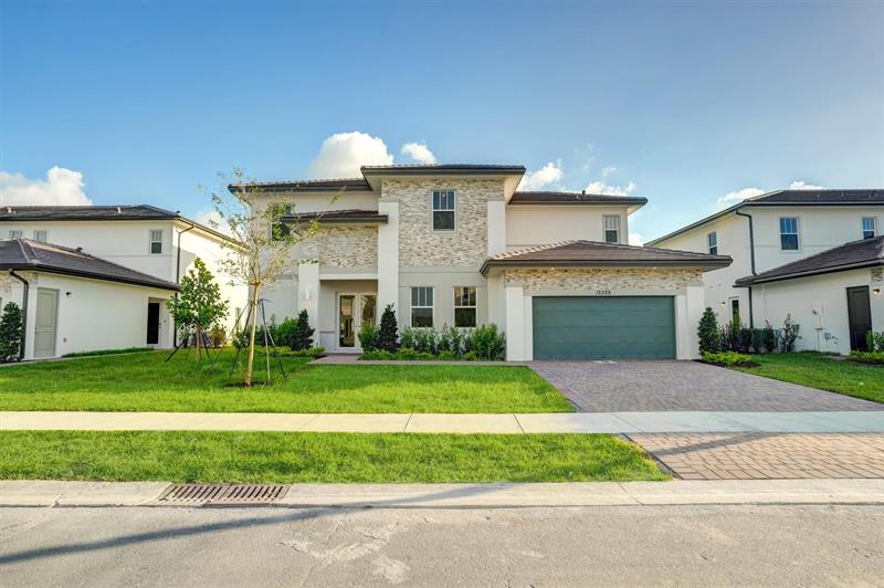 Image 5 of 97 For 12328 43 Street