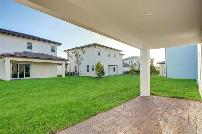 Image 51 of 97 For 12328 43 Street