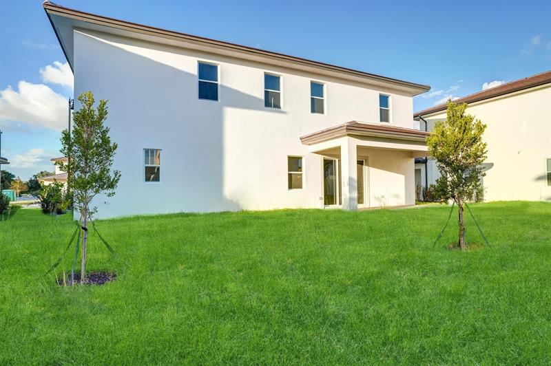 Image 55 of 97 For 12328 43 Street
