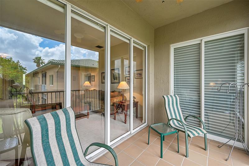 Image 41 of 44 For 7921 Exeter Blvd  202