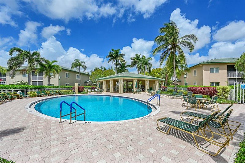 Image 44 of 44 For 7921 Exeter Blvd  202