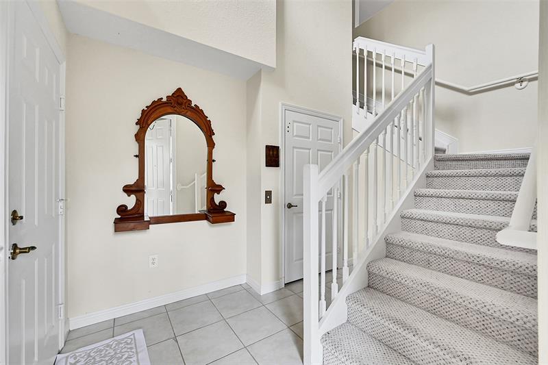 Image 7 of 44 For 7921 Exeter Blvd  202