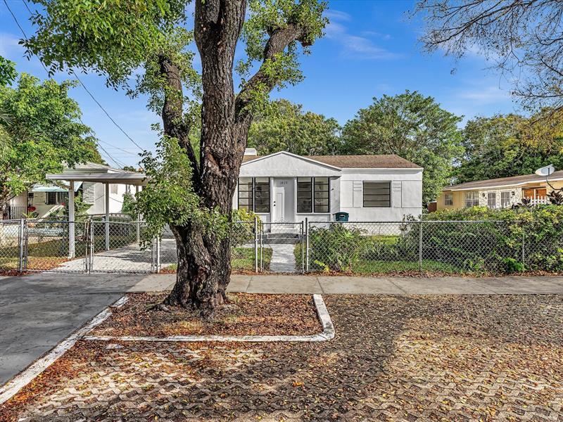 Details for 1429 38th St, Miami, FL 33142