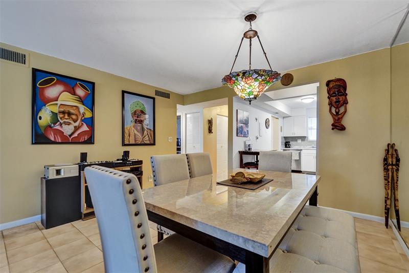 Image 6 of 33 For 6200 44th St  103