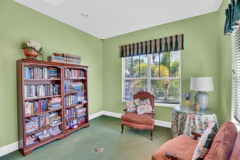 Image 48 of 49 For 5020 Fairways Cir  J107