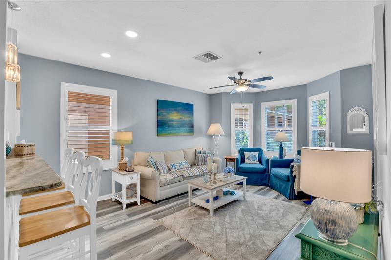 Image 9 of 49 For 5020 Fairways Cir  J107