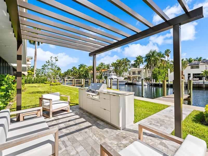 Image 36 of 42 For 160 Isle Of Venice Dr  203