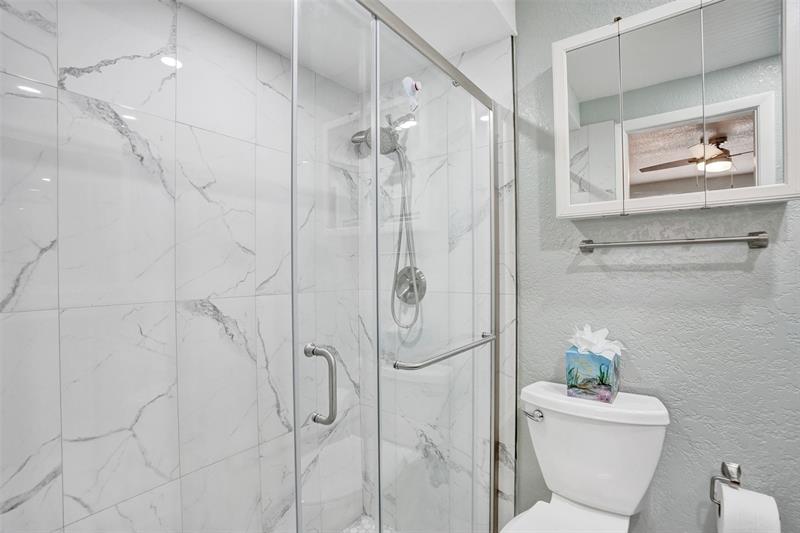Image 13 of 32 For 1750 39th Ct  807
