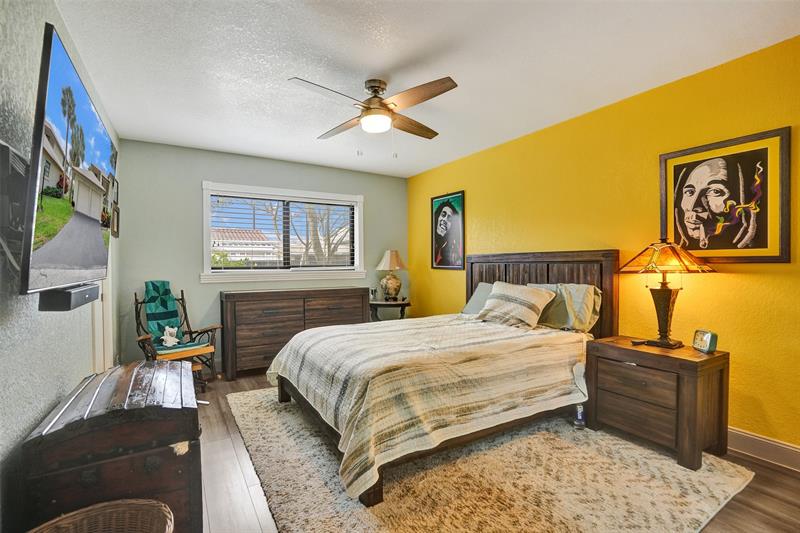 Image 19 of 32 For 1750 39th Ct  807