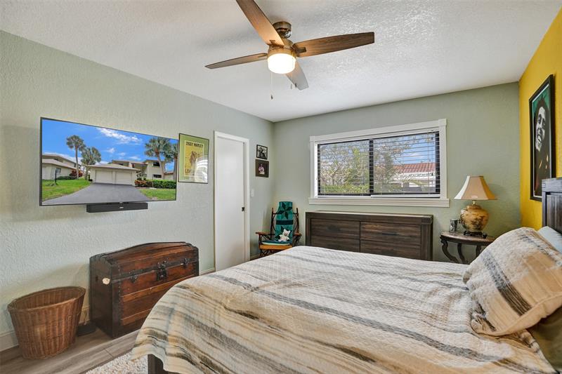 Image 20 of 32 For 1750 39th Ct  807