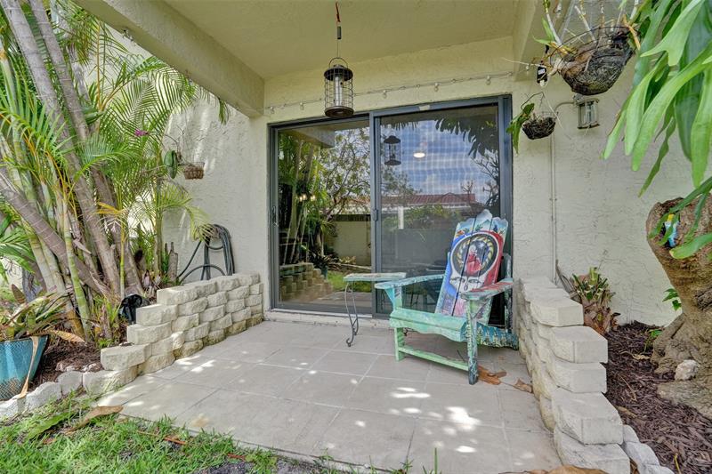 Image 26 of 32 For 1750 39th Ct  807