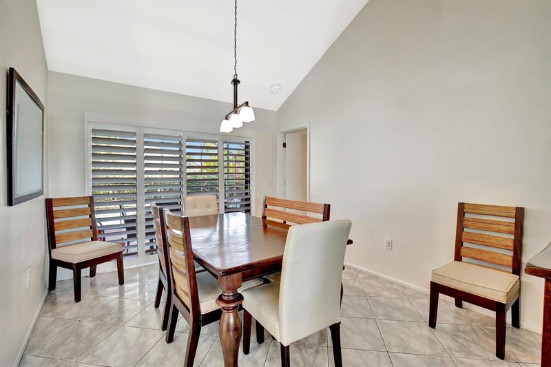 Image 12 of 43 For 11851 37th St