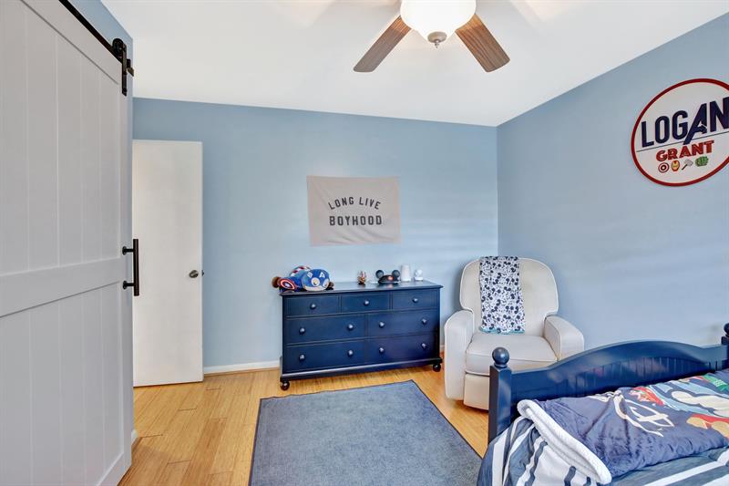 Image 32 of 43 For 11851 37th St