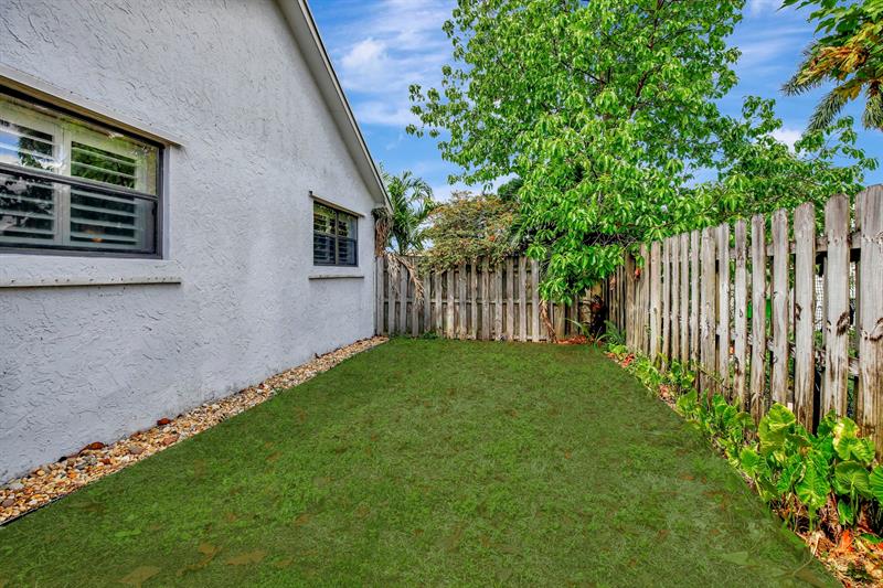 Image 43 of 43 For 11851 37th St