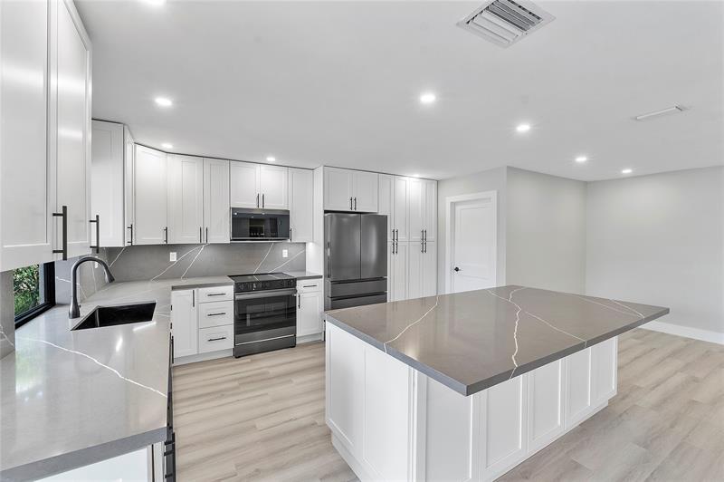 Details for 1024 83rd Dr, Coral Springs, FL 33071