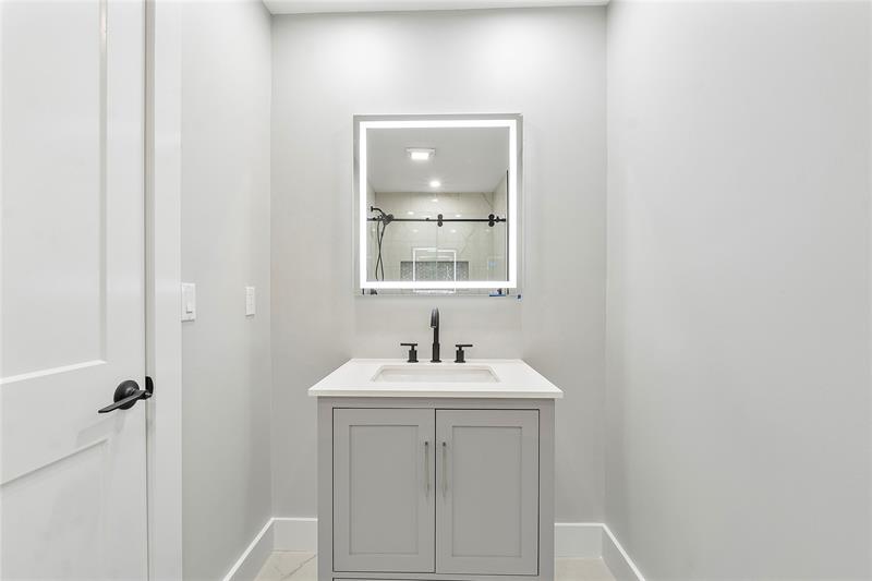 Image 26 of 38 For 1024 83rd Dr