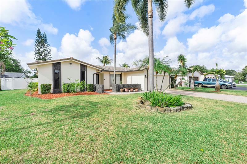 Image 38 of 38 For 1024 83rd Dr