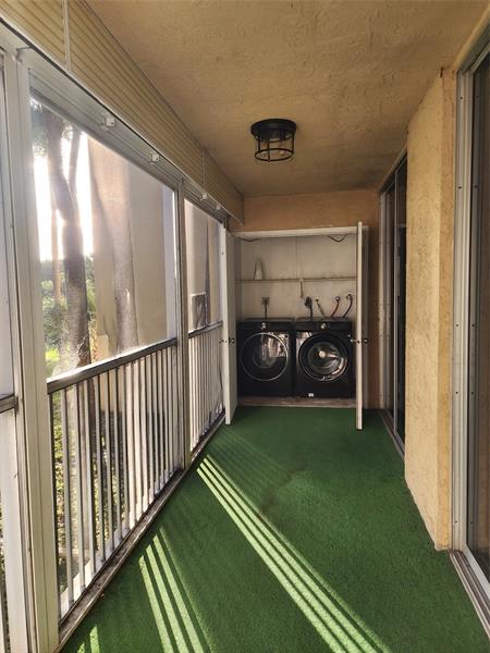 Image 16 of 47 For 3341 47th Ter  211