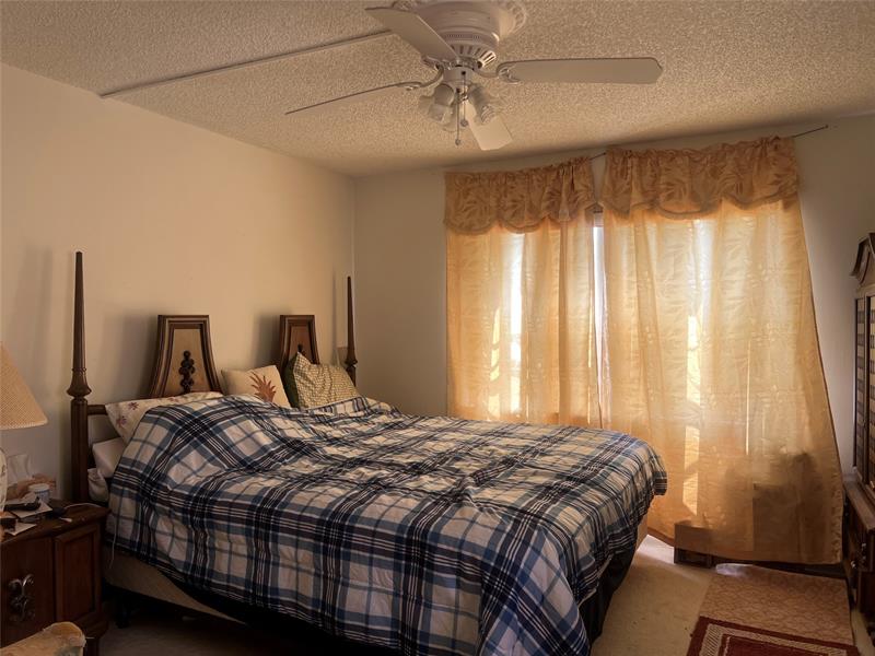 Image 17 of 22 For 9420 Sunrise Lakes Blvd  212