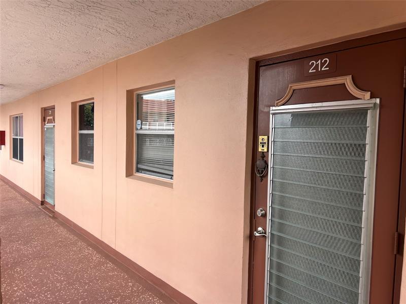 Image 21 of 22 For 9420 Sunrise Lakes Blvd  212