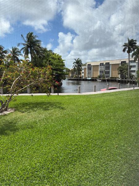 Image 21 of 24 For 3010 16 Avenue  102