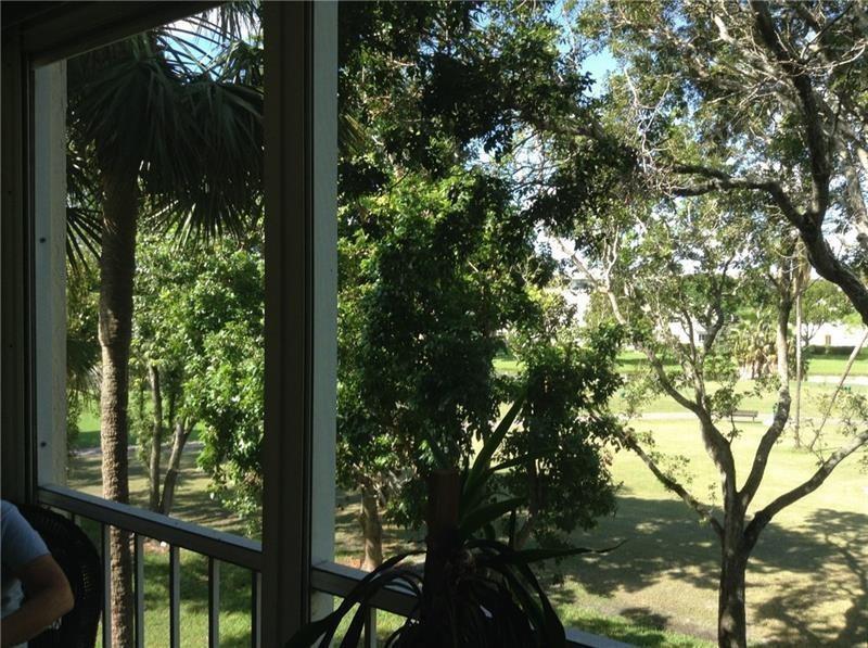 Image 9 of 43 For 4501 Martinique Way  A3