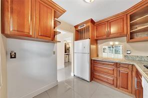 Image 9 of 44 For 7897 Golf Circle Dr  112