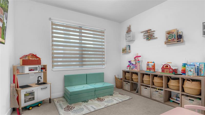 Image 17 of 37 For 7464 Estero Dr