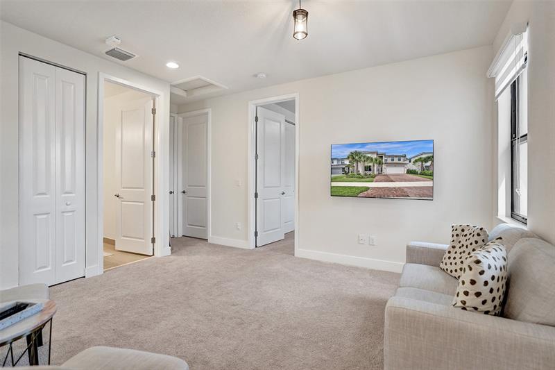 Image 20 of 37 For 7464 Estero Dr