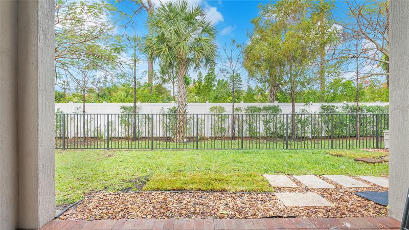 Image 28 of 37 For 7464 Estero Dr