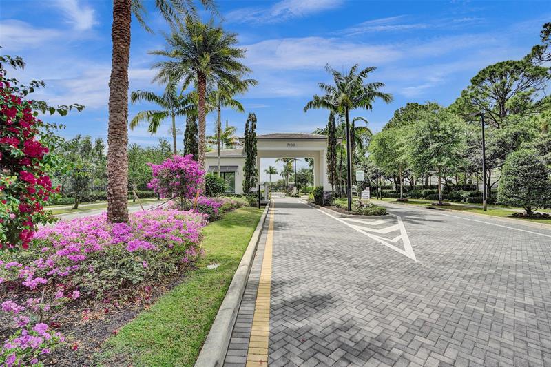 Image 36 of 37 For 7464 Estero Dr