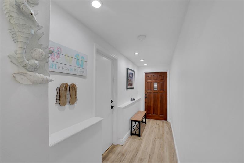Image 62 of 86 For 5555 Ocean Blvd  62